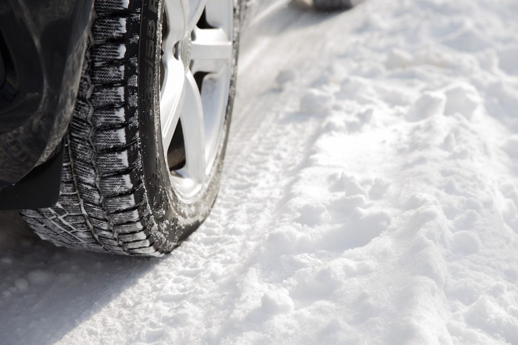 Proč raději nezkoušet, co se stane, když nepřezujete na zimní pneumatiky