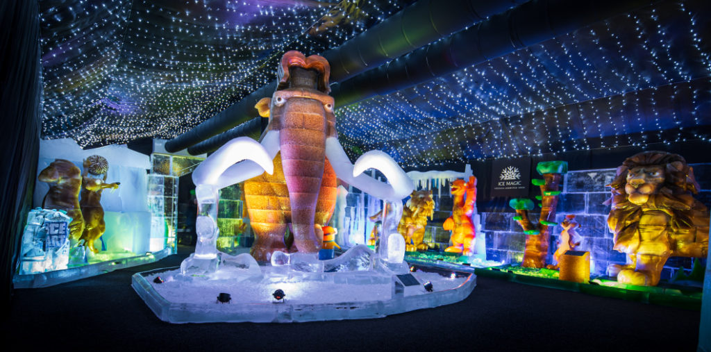 Největší výstavu ledových soch v Česku už vidělo přes 30.000 návštěvníků