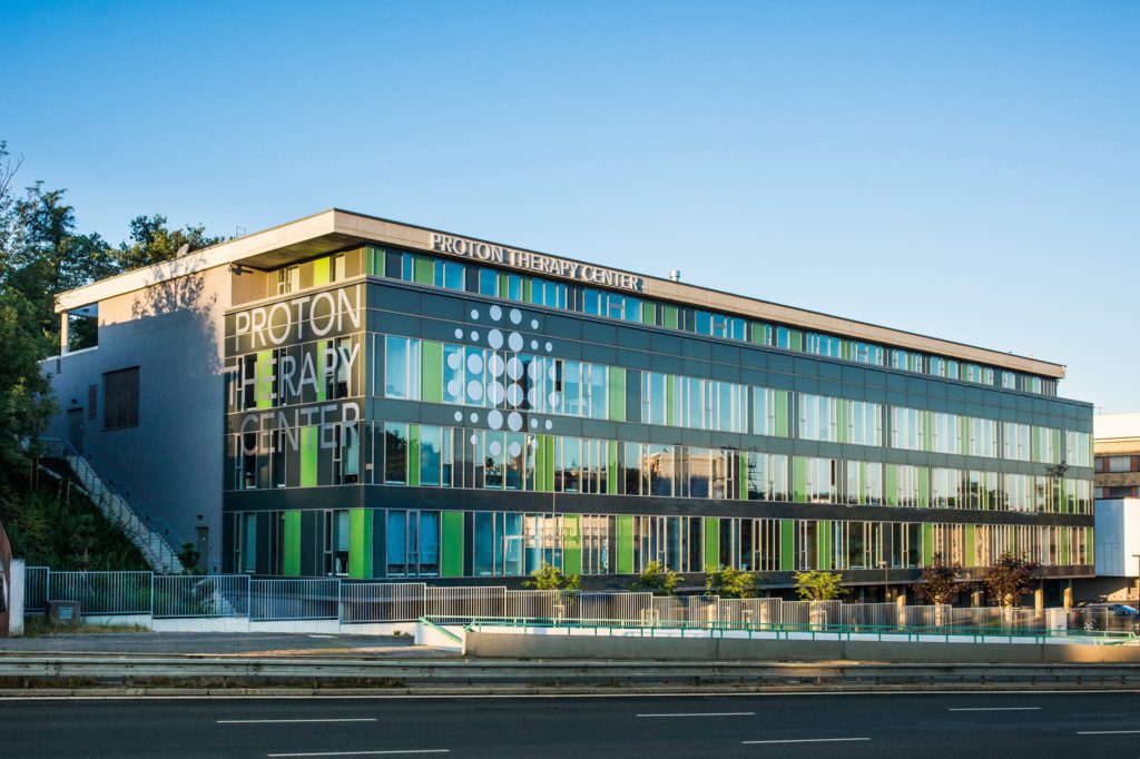 Protonové centrum v Praze spouští program komplexní léčby karcinomu prsu