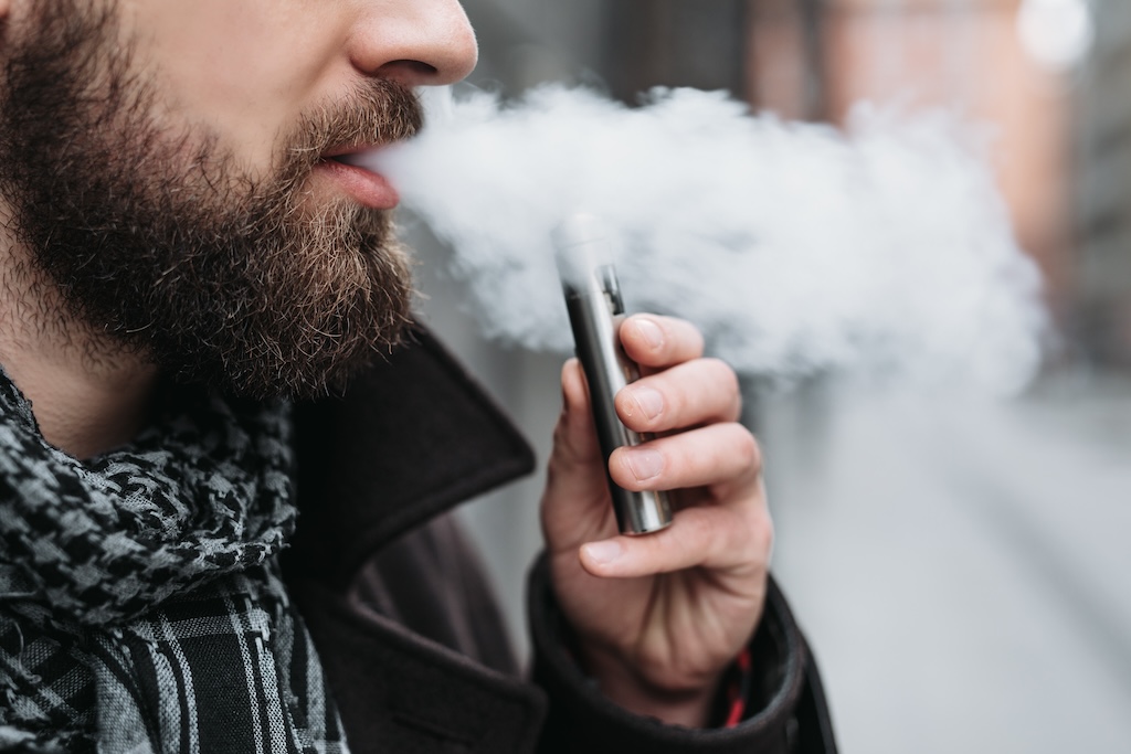 Jak si vybrat ideální e-liquid: Kompletní průvodce pro každého vapera