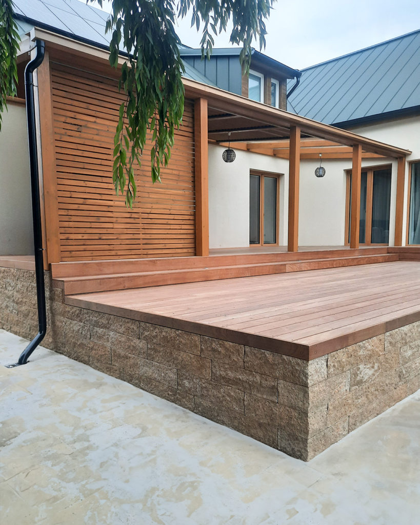 Dřevěné terasy: Jak vybrat tu pravou?